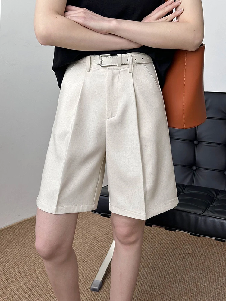 [LANMREM] Office Lady Straight Shorts For Women High Waist Wide Leg Clothing Solid Minimalism Pants 2024 Summer New 26D9112