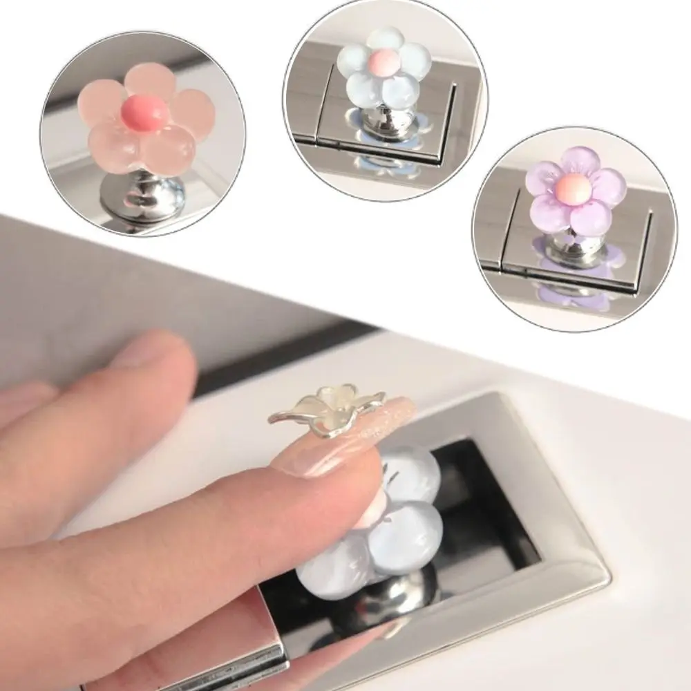 Toilet Flush Button Resin Small Flower Shape Labor-saving Universal
