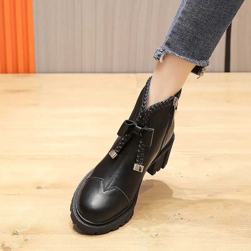 Botines de tacón blanco para mujer, botas cortas de punta redonda