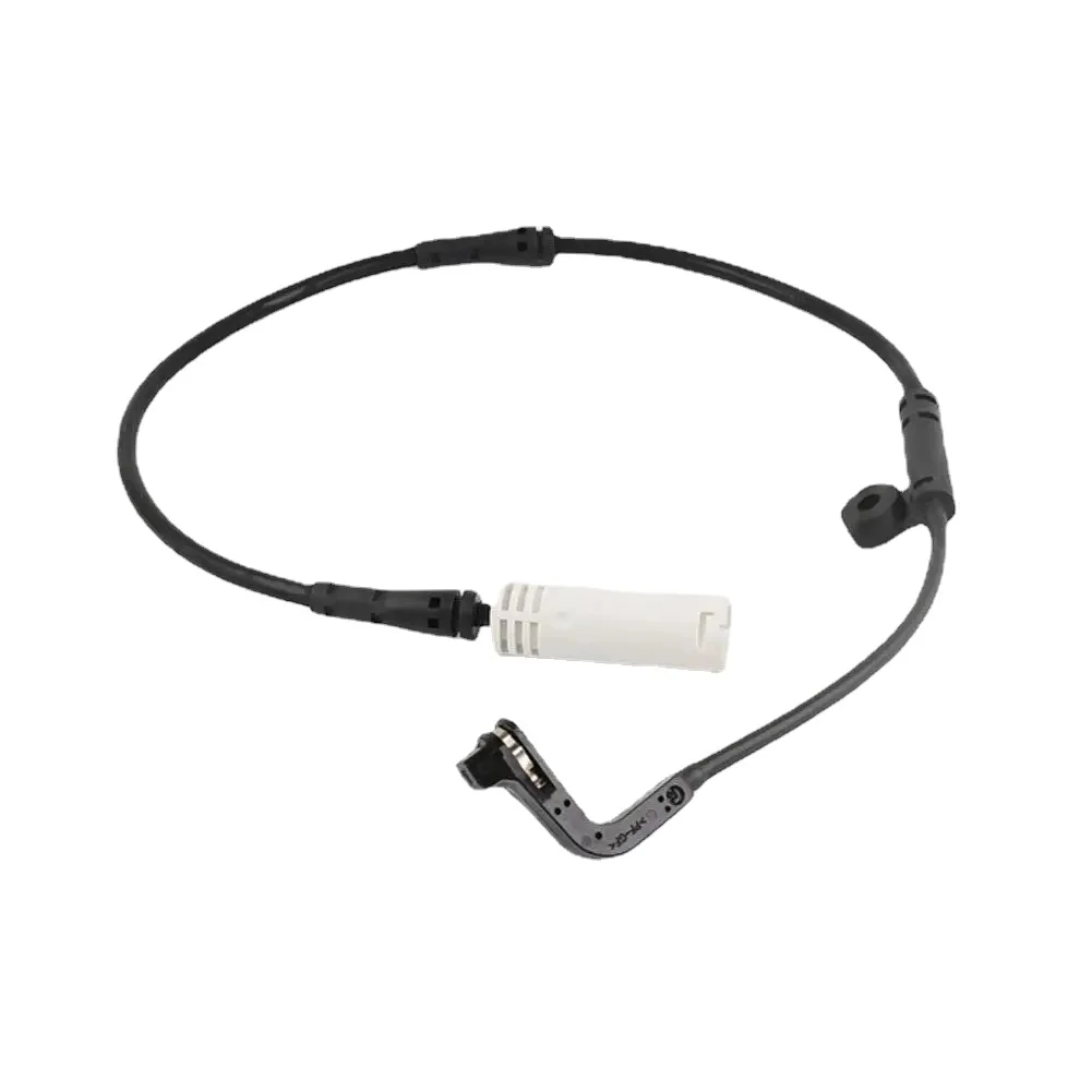 

THREEON BWS7014 Brake Pads Front Wear Sensor For BMW Series 5-E60/E61 6-E63/E64 670mm 34356759917 34356764298 34356768595