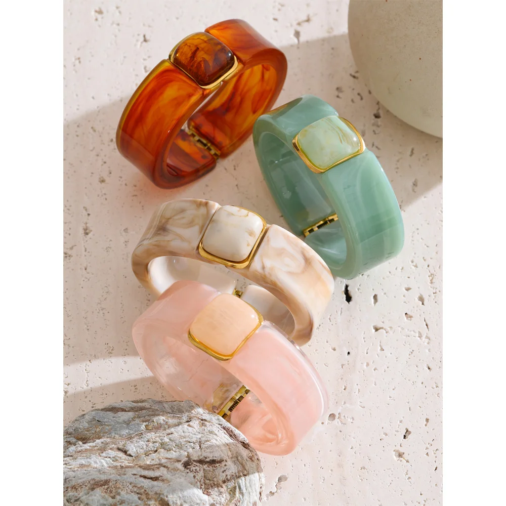 Yhpup 63mm Acrylic Bracelet