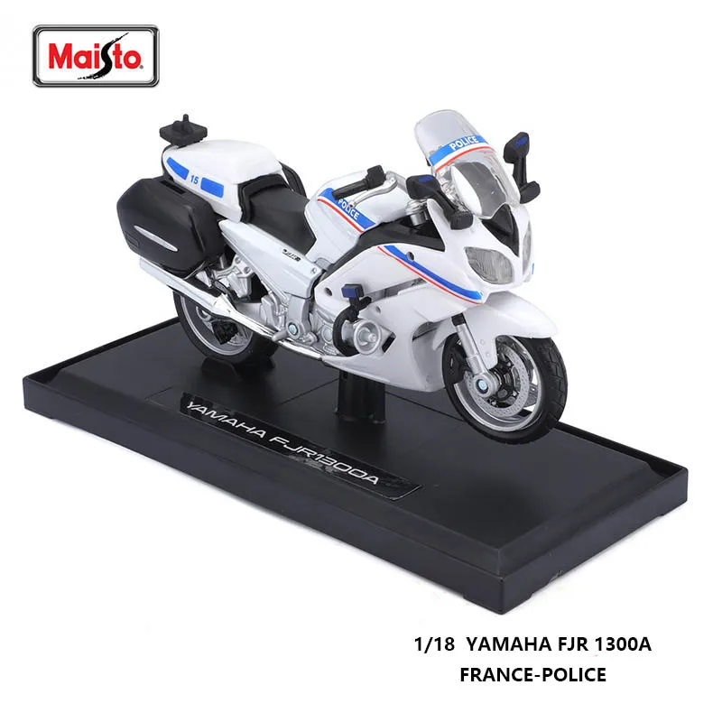 Moto miniature 1/18e BMW R 1200 RT Police Allemande Maisto en 2023