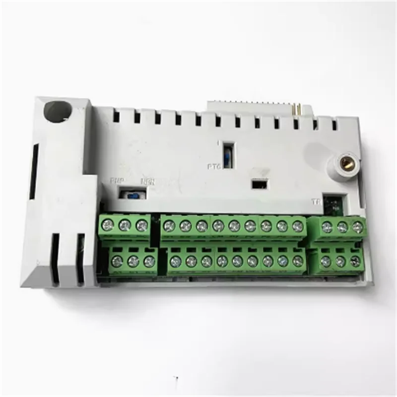 

Inverter power generation IS7 series 5.5-7.5-11-15-18.5-22KW wiring terminal board IO signal board