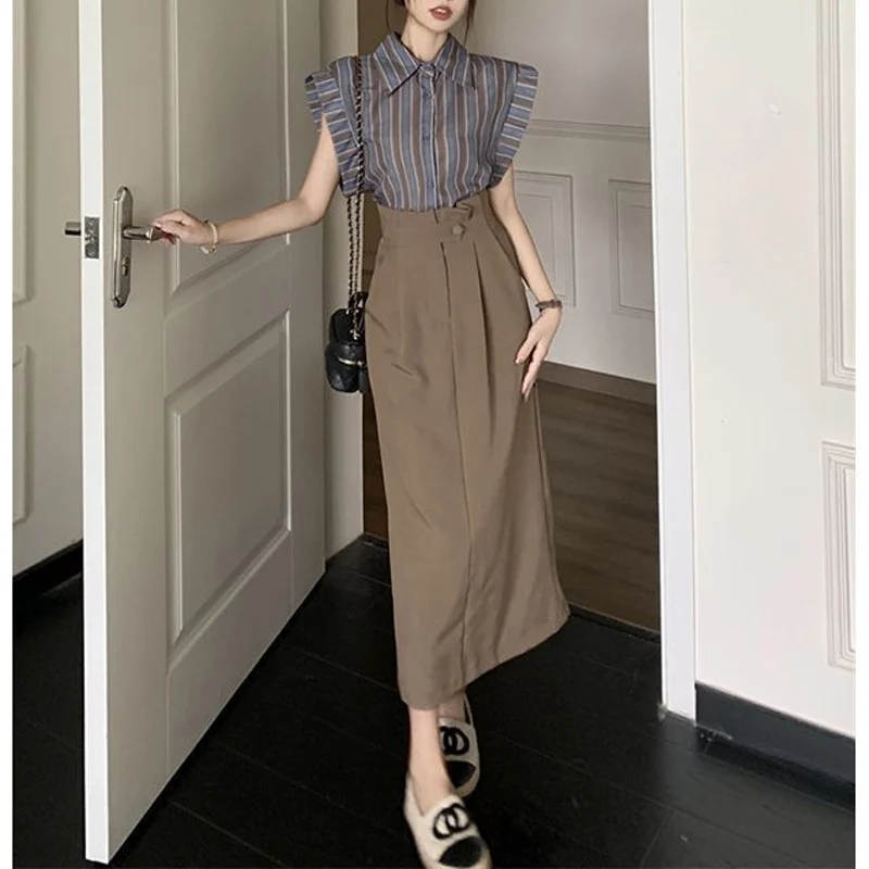 summer new Ladies suits Turn-down Collar Button Flying sleeve Striped shirt and Solid color High Waist All-match A-line skirt