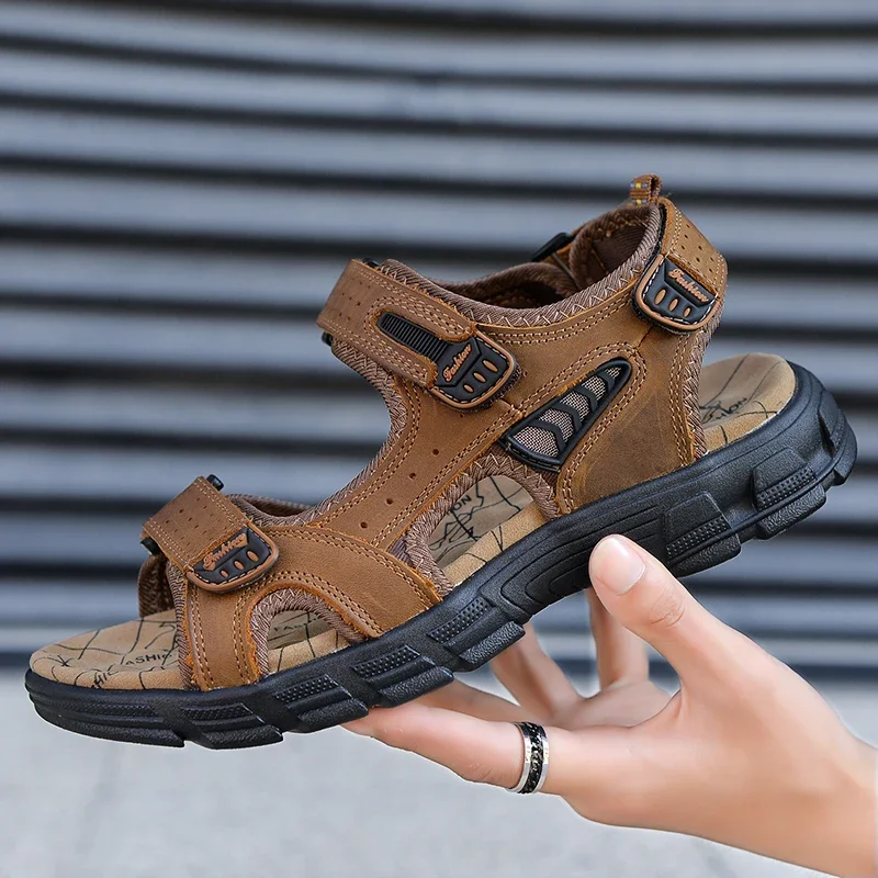 

2023 Men's Outdoor Sandals Lightweight Slip-Resistant Beach Shoes Multifunctional Hiking Travel Soft Bottom Slippers Men Shoes