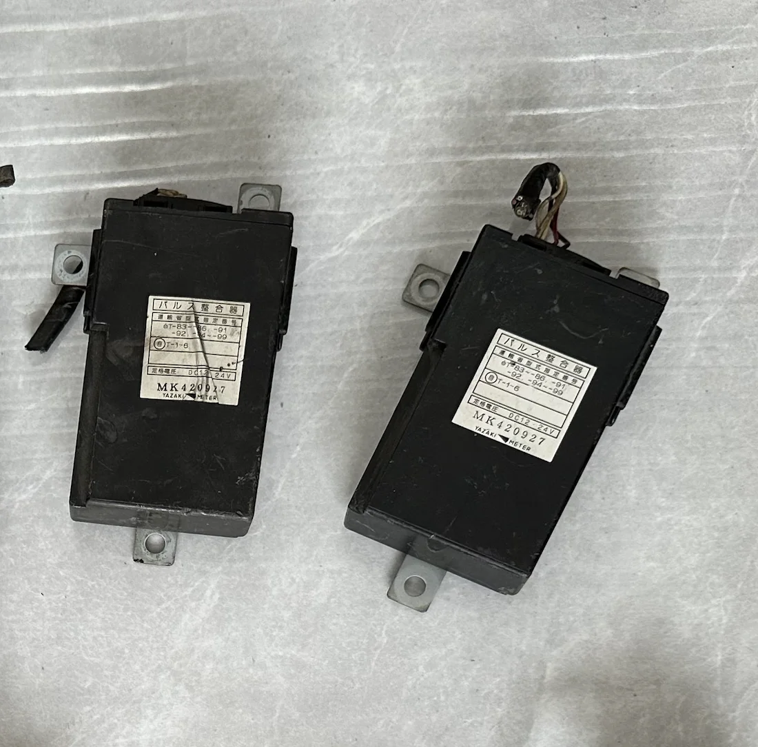 미쓰비시 후소 트럭 컨트 유닛, MK420927