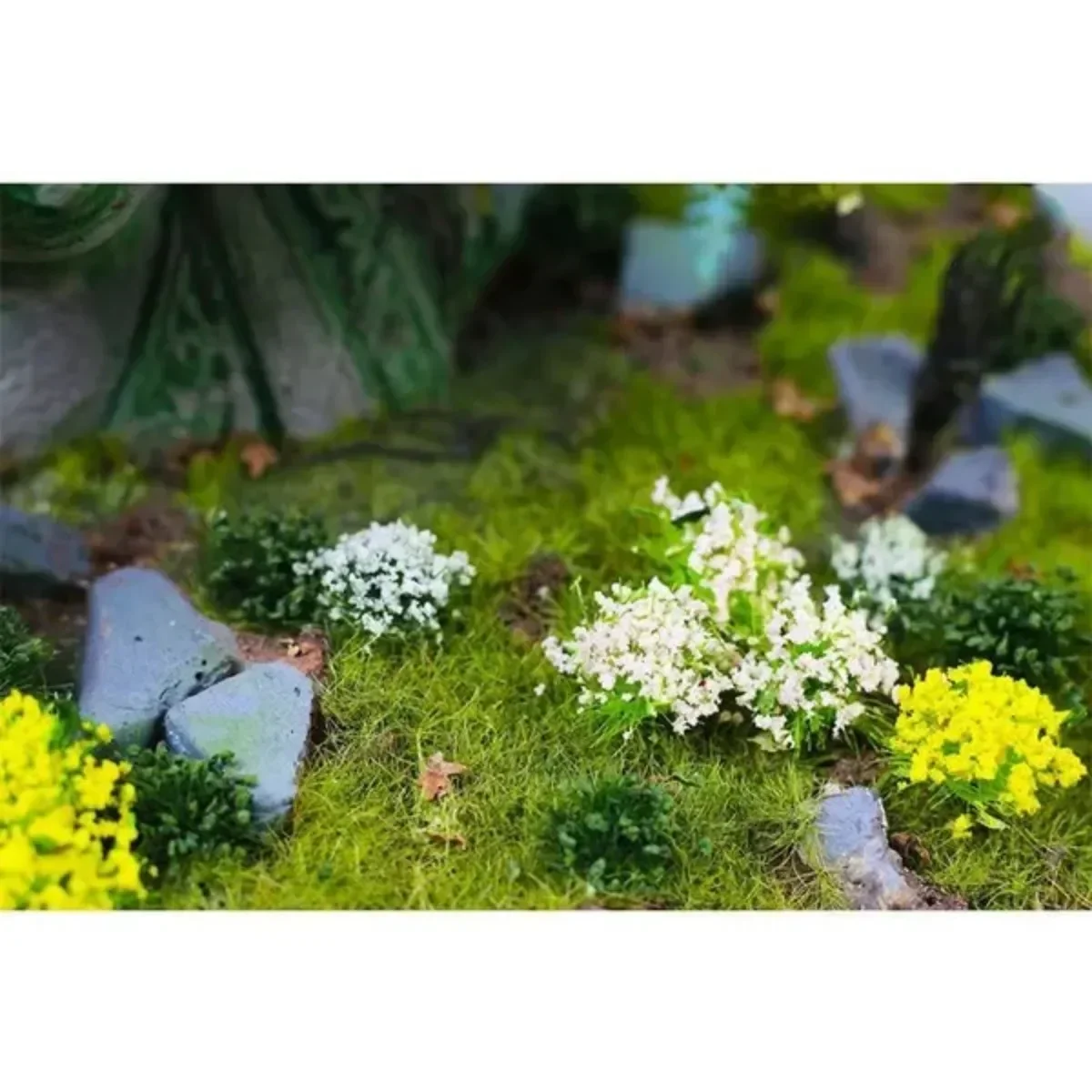 Vegetation Green Leaves Flower Clusters Simulation Grass Clusters Military Model Scene Train Sand Table DIY Materials 28Pcs/box artificial plants
