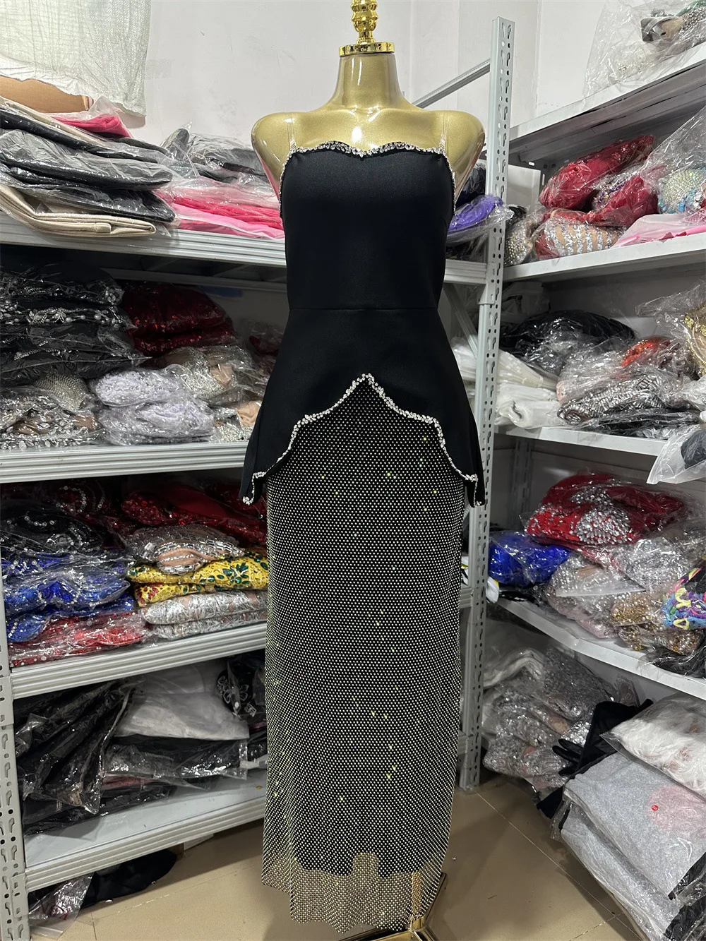 طقم تنورة ماكسي شبكية سوداء حفلات