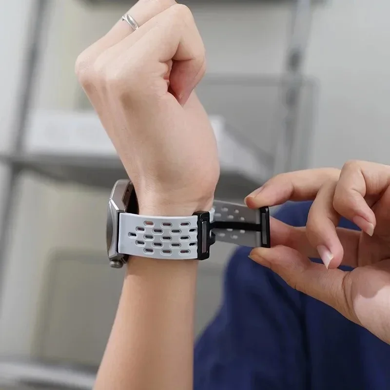 20mm 22mm Hole Silicone Magnetic Strap for Samsung Galaxy Watch 6 4 Classic Bracelet for Samsung Watch 5pro Active2 Gear S3 Band