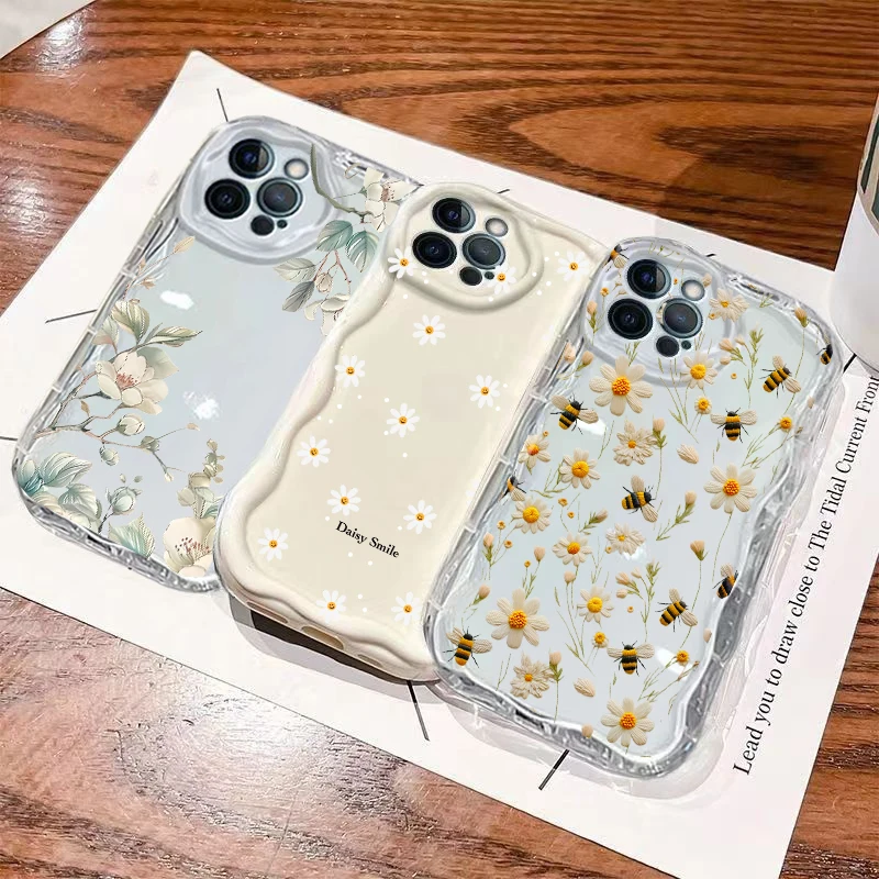 Charming Floral Green Leaf Pattern Phone Case with Wave Shell Design