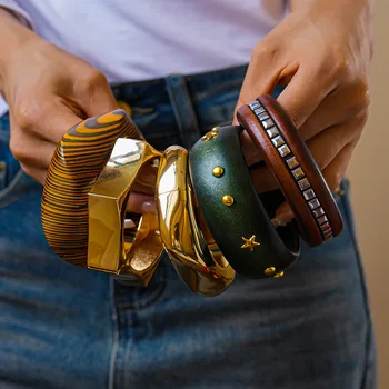 2025 Hexagonal Cut Wood Bangles for Women High-end Fashion Trend Bracelet Exaggerated Temperament Female Hand Jewelry Wholesale