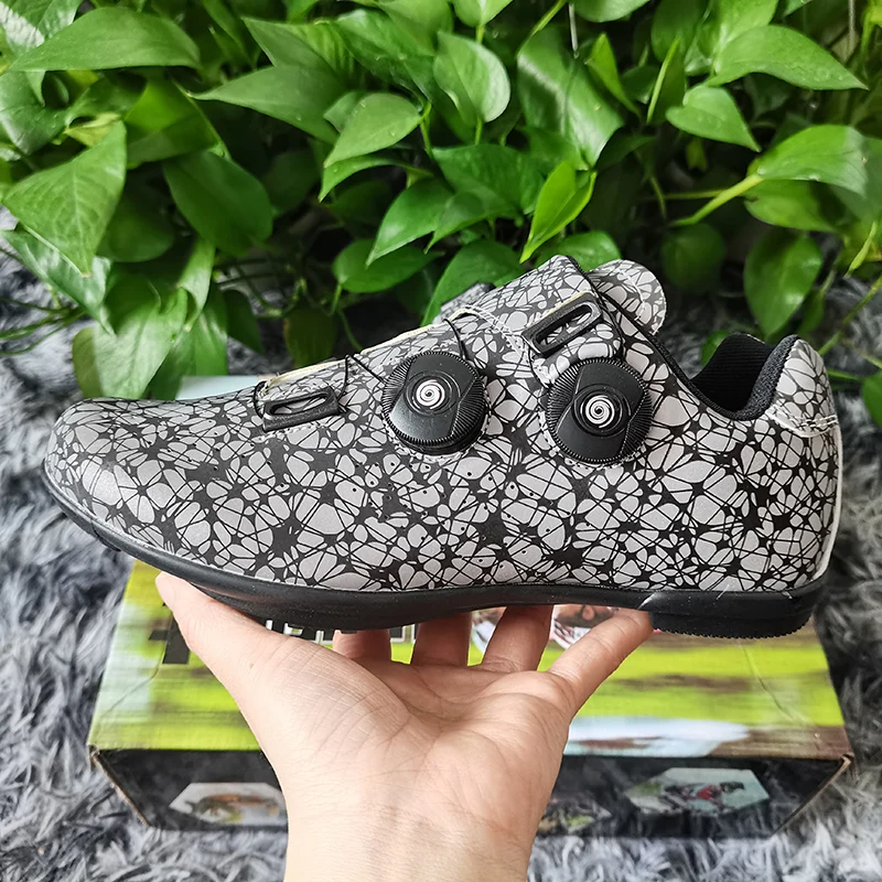 Luminous Non Cleat Cycling Shoes Sneaker Flat Pedal Mtb Men Women Non Locking Mountain Bike Shoes Without Cleats Road shoes