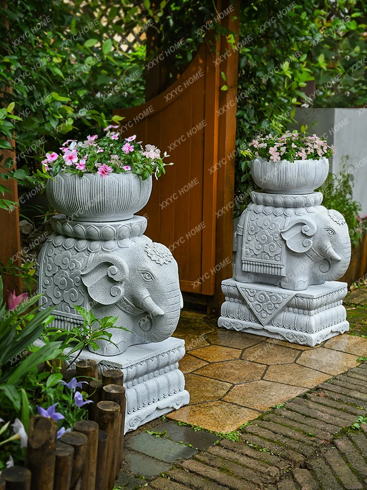 

Decorative Yard Flowerpot Imitation a Block of Stone Used as a Seat Elephant Villa Decoration Courtyard Landscape