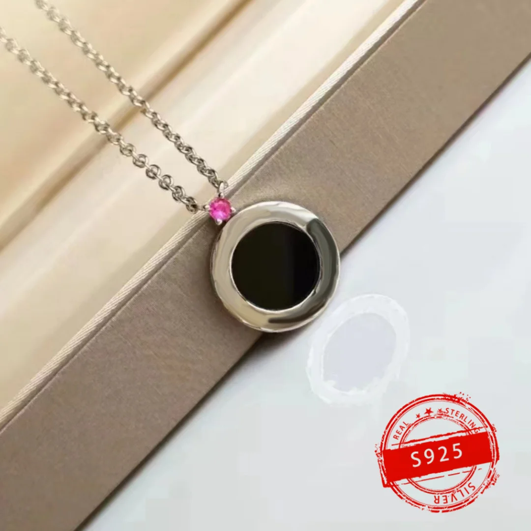

2024 New 1:1 Customized Popular Brand BV S925 Silver Little Red Man Round Necklace Fashion Trend Birthday Party Gift