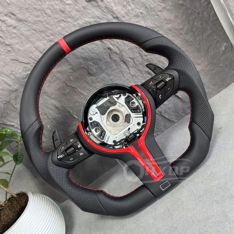 BMW F30 F10 F31 F20 F25 F22 F36 F33 F32 F80 F82 F11 F18에 적합한 맞춤형 레드 스타일 가죽 스티어링 휠