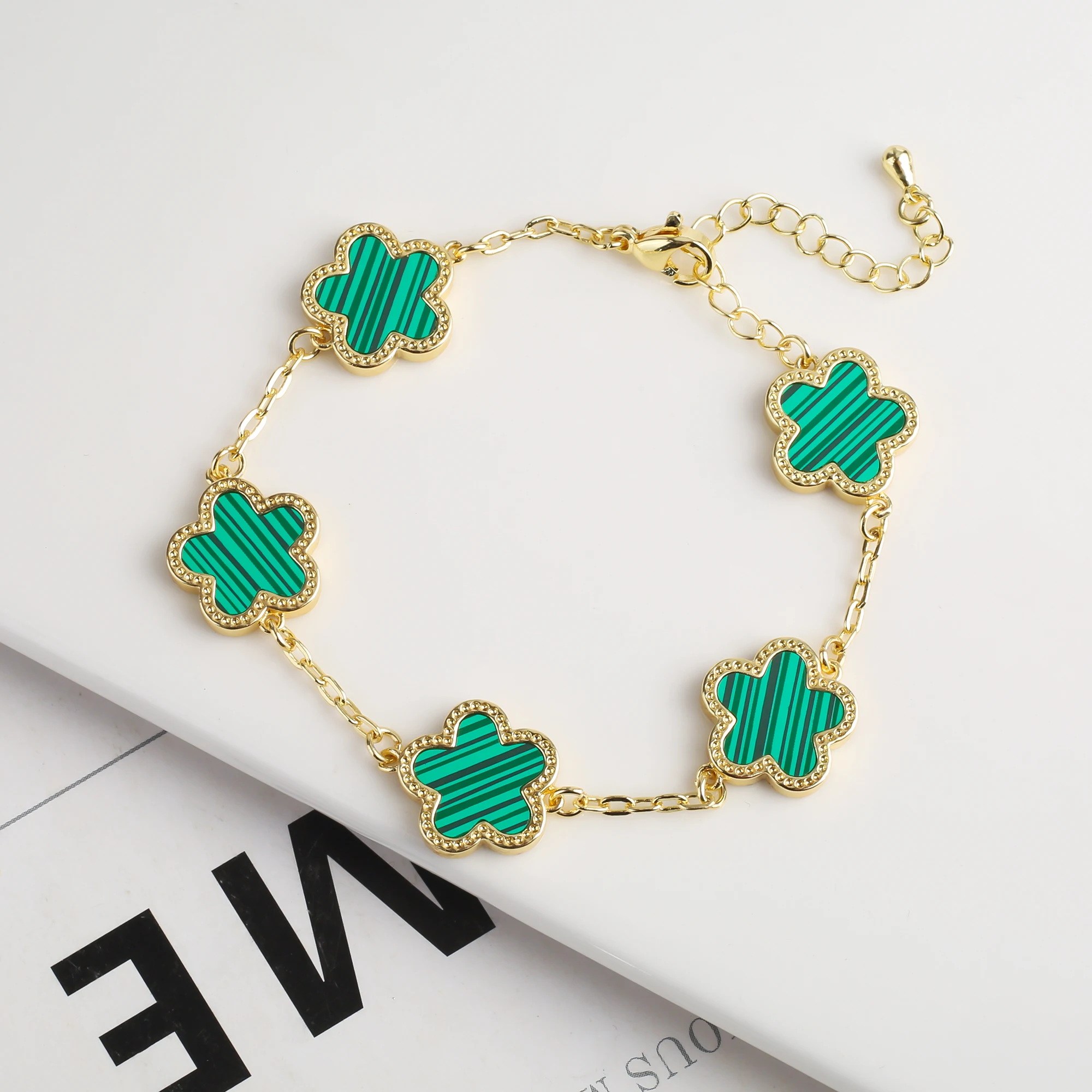 Sa582fcc5878a43edae1ebdba3d6e1