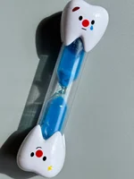 Brush Teeth Timer 3 Minutes Hourglass 3 Min For Teeth Modeling Hourglass 3 Minutes Timer For Cleaning Teeth Dentist Decoration 2