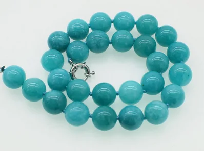 Beautiful amazonite color jade round necklace 14mm green 18inch