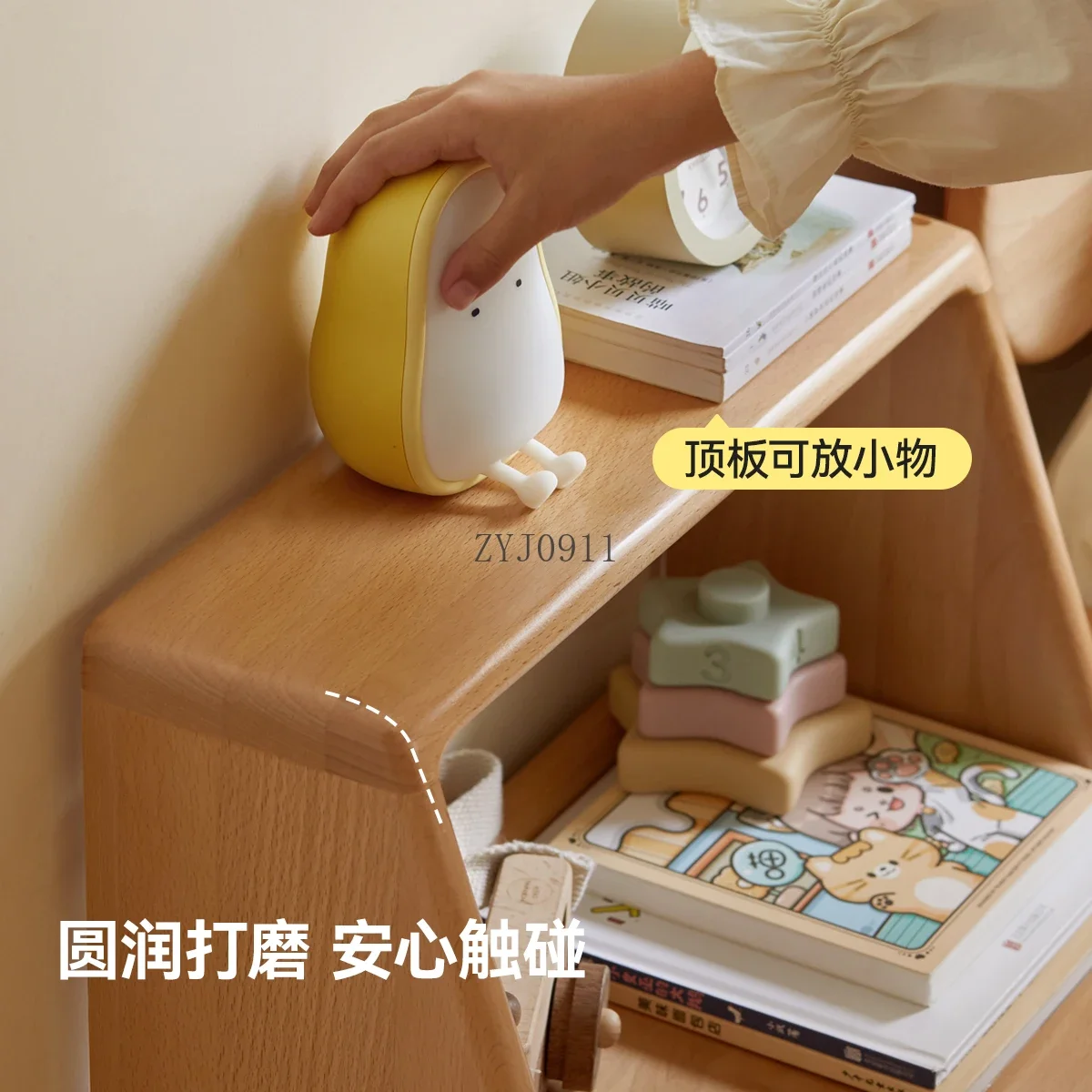 **All solid wood children's bedside table modern bedroom European beech bedside table boys and girls with lamp locker