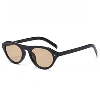 Lunettes de soleil rétro œil de chat pour femmes, lunettes carrées vintage pour femmes, lunettes de soleil tendance, protection UV surdimensionnée, verres miroir 4