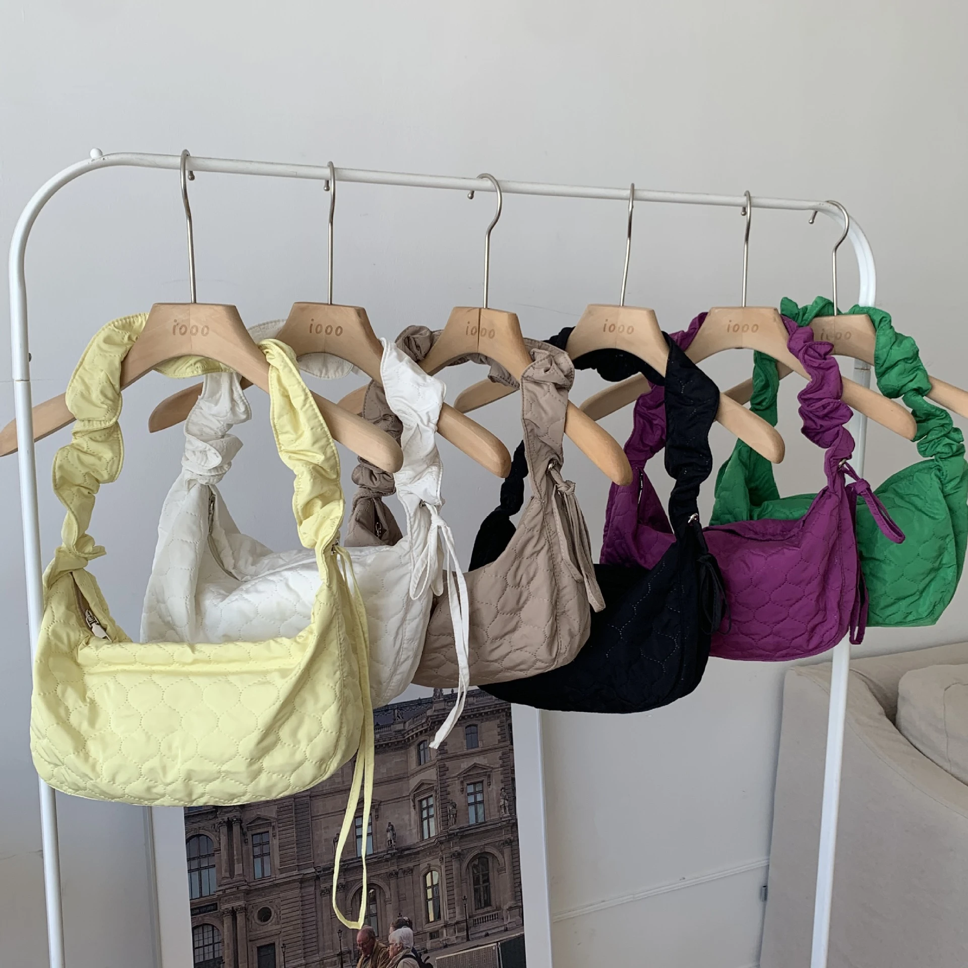 

Women Nylon Quilting Crossbody Hobo Bags Pleated Drawstring Shoulder Strap Messenger Bag Female Casual Travel Canvas School Bag