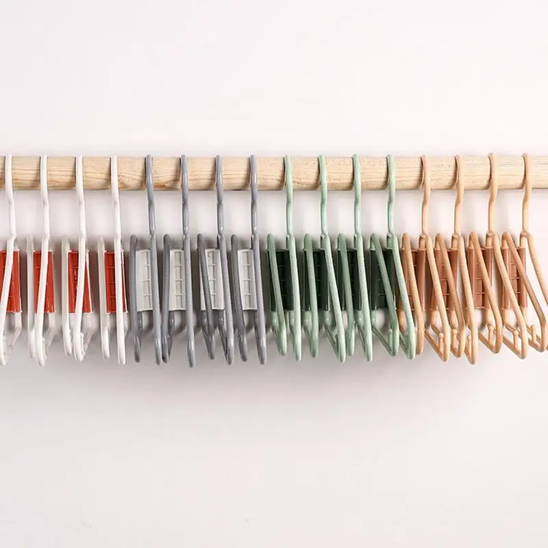 Foldable Travel Hanger Outdoor Portable Clothes Hangers Multi-functional Rack Space-Saving for Traveling Bedroom on Business 4