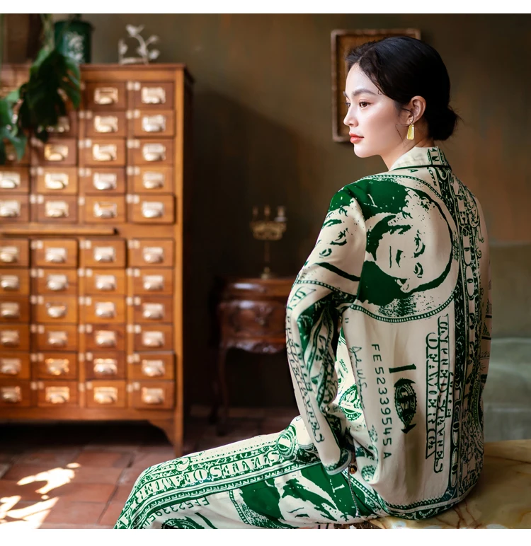 Silk Original Design Dollar Pajamas for Women Autumn Long Sleeve Thin Two Piece Homewear Leisure Tops Can Be Worn Outside Lovers