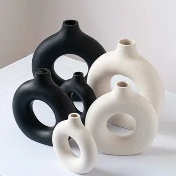VILEAD Black Circular Hollow Ceramic Vase Donuts Nordic Flower Pot Home Decoration Accessories Office Living Room Interior Decor 1