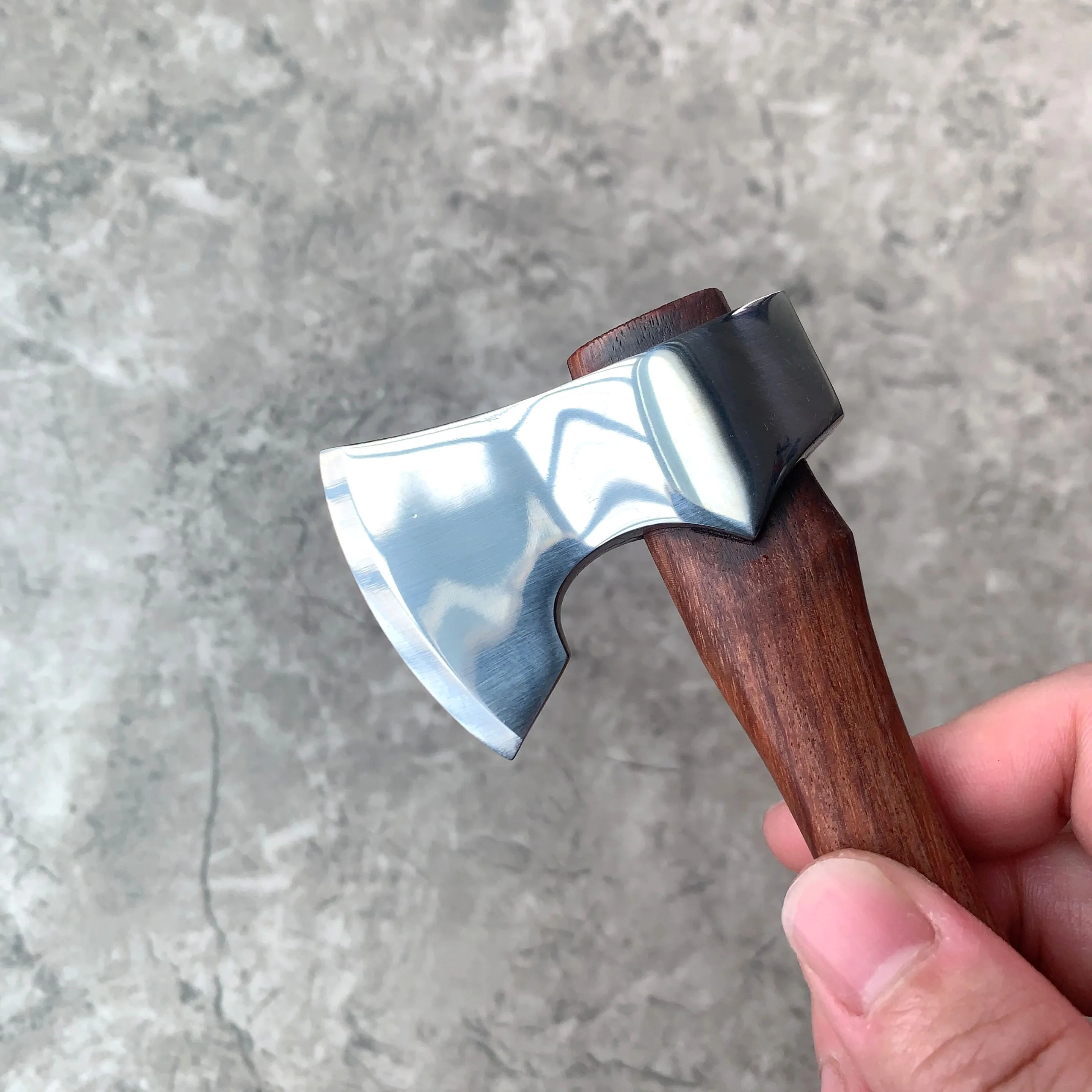 6.2 Inch / 8.3 Inch Felling Axe Stainless Steel Blade Sandalwood Handle Fixed Blade Logging Knife Outdoor Axe Camping Survival 3