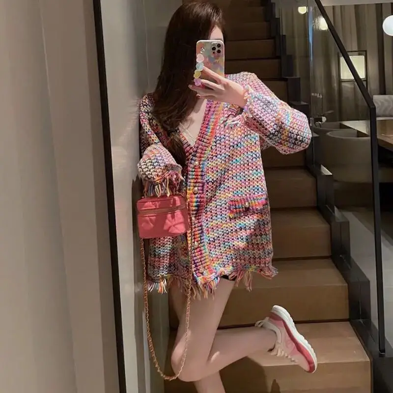 New Autumn Rainbow Color knitted Sweater Women Fashion V-Neck Tassel Decoration Cardigan Lady Retro Single-Breasted Casual Tops 3