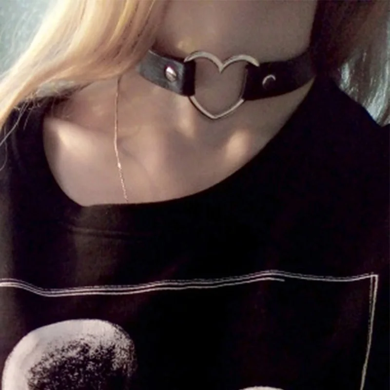 Black Leather Velvet Heart Choker Necklace Layer Lotus Chockers Vintage  Gothic Jewelry Goth Baroque Necklace for Women