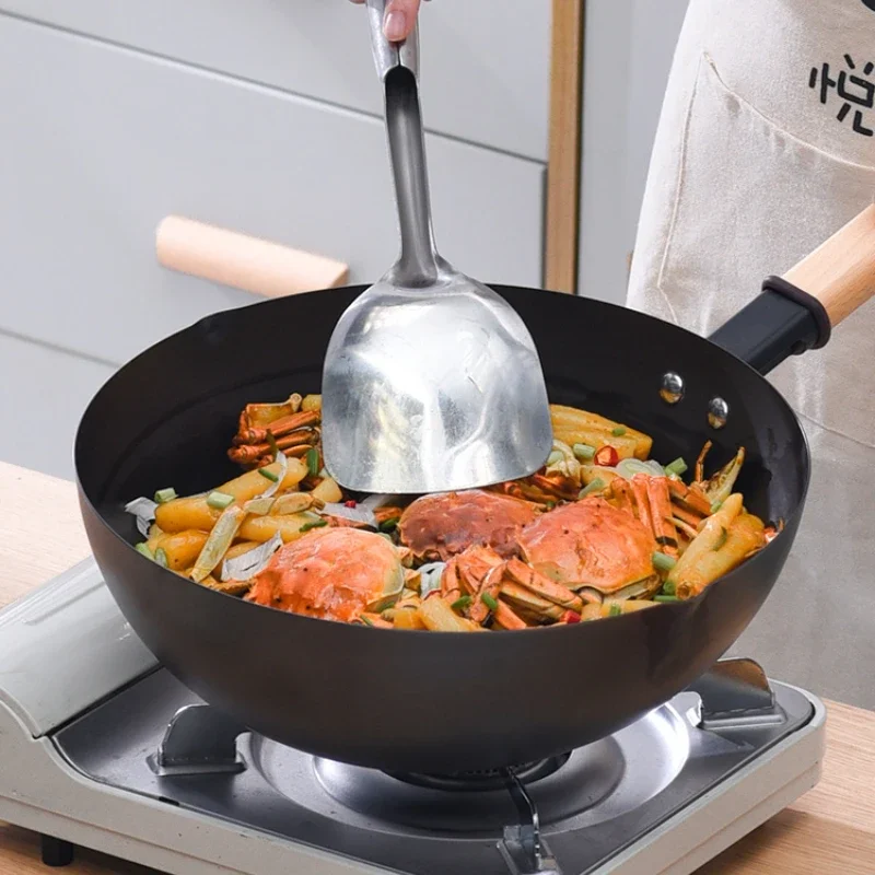 

Household Uncoated Cooking Pot Wear-resistant Rust-resistant Iron Wok Lightweight Design Cookware Easy Heat Transfer Iron Pan