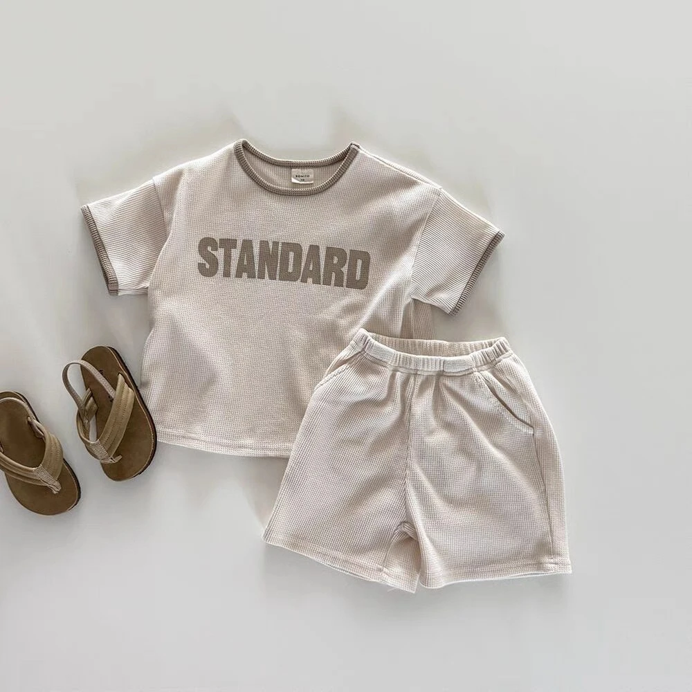 TZ2657 Korean Style Summer Outfit for Boys Trendy Short Sleeve Shorts Set Casual Sports Clothes Fashionable And Handsome 3