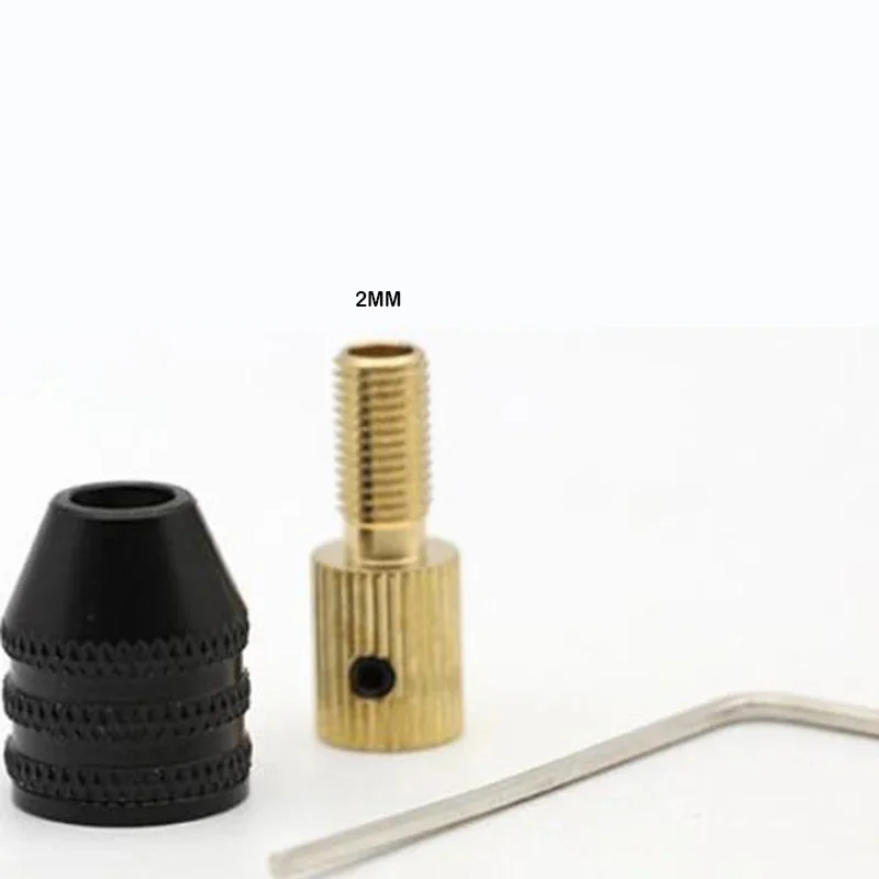 Yashirin kamerada birinchi marta eshakka tushish Eshagida belbog bilan yuradi