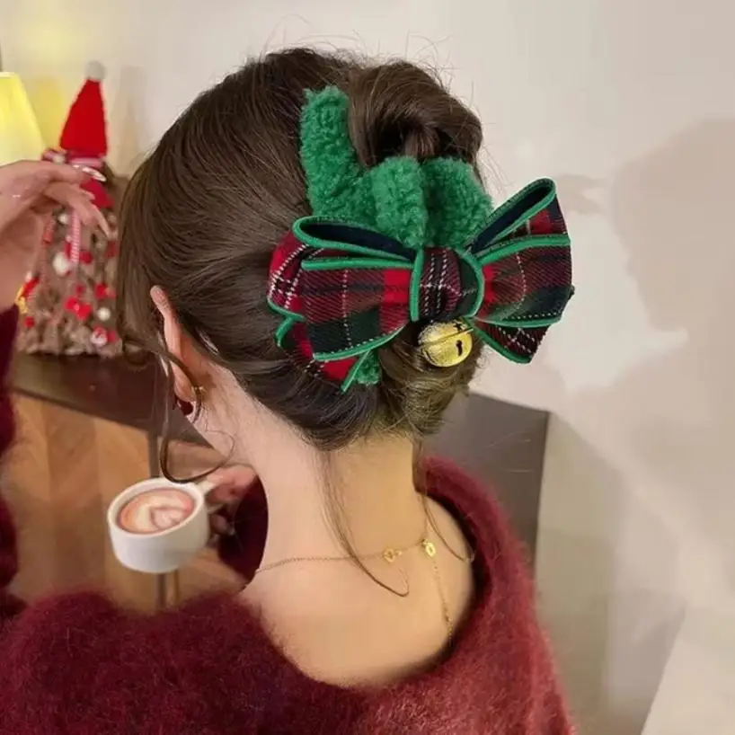 1 Pcs Christmas Creative Gifts Bell Bow Plush Grip Clip Autumn And Winter Large Shark Fashion Headwear Accessories Women Gifts