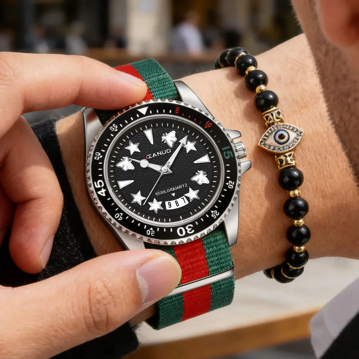 Elegant Quartz Watch with Calendar and Luminous Hands on a Stylish Nylon Strap
