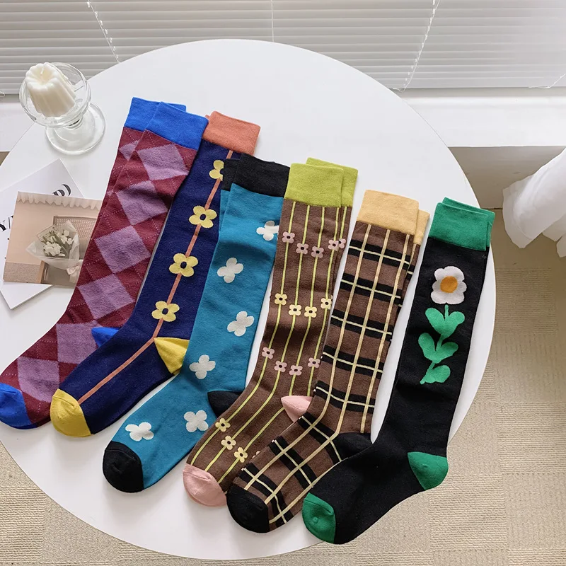 송아지 양말 유럽과 미국의 추상 미술 무릎 길이의 아름다운 다리 긴 빗질 면 조..