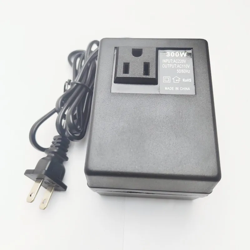 300W 전압 변환기 220V에서 110V로 변환하는 변압기 스텝다운 변압기 전압 변환기 여행용 어댑터 EU/US/UK 플러그 인버터