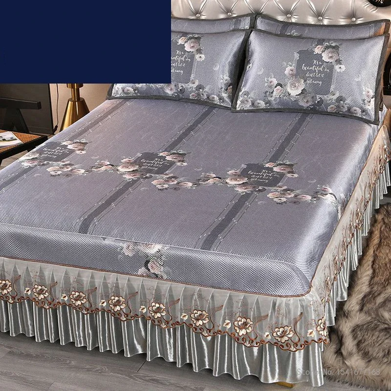 Ice Silk Bed Sheets and Pillowcases Set, Folding Machine Washable, Soft Cool Mat, High-end Bed Skirt Style, Three Piece