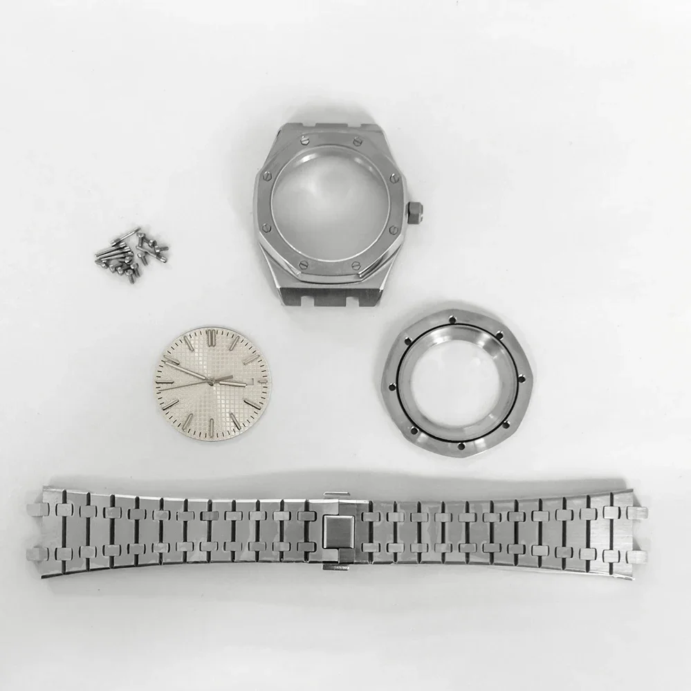 ̾ ũŻ η ƿ ð ̽   ̾, ũ 8215/2813 Ʈ ,   , 41mm
