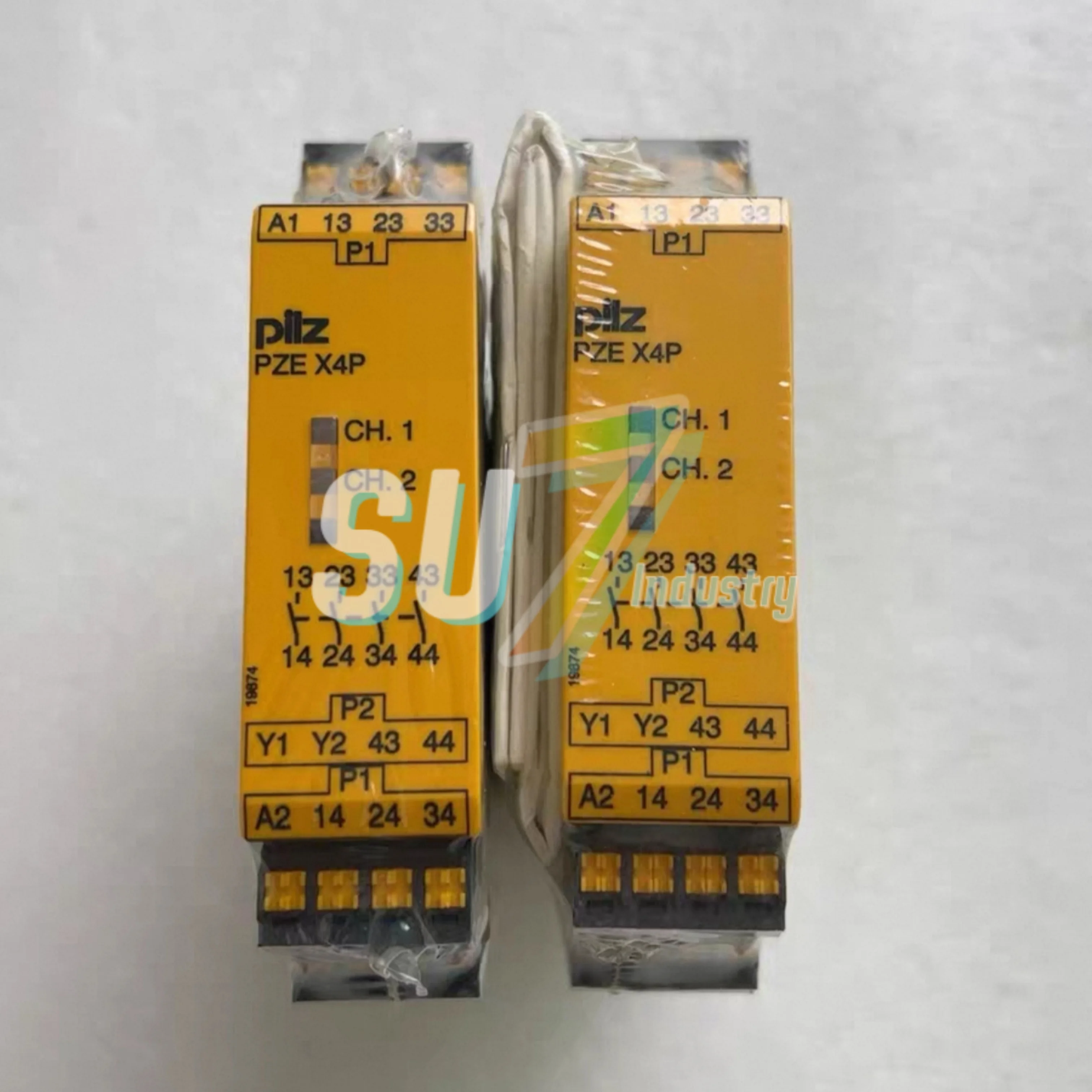 787518 PNOZ XV3P 787585 PZE X4P 787602 PNOZ XV1P 안전 릴레이 신제품 재고 있음