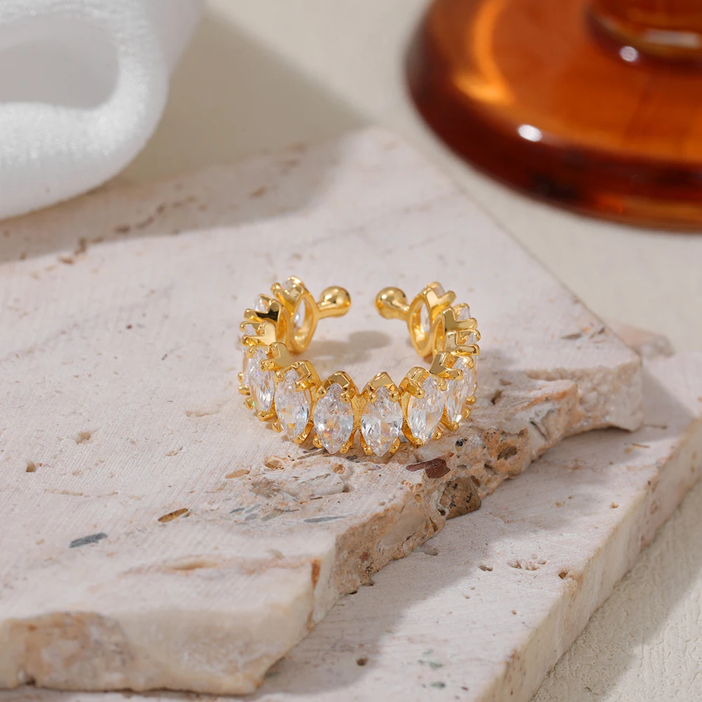 Fashion Waterdrop Crystal Zircon Gold Color Rings Waterproof Non Tarnish Finger Ring Elegant Wedding Jewelry Wholesale Bijoux