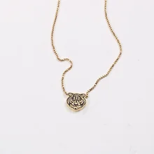 

Stainless Steel Year Of The Tiger Tiger Head Shape Pendant Gold Minimalist Necklace On Neck Plated Gold For Women's Jewelry