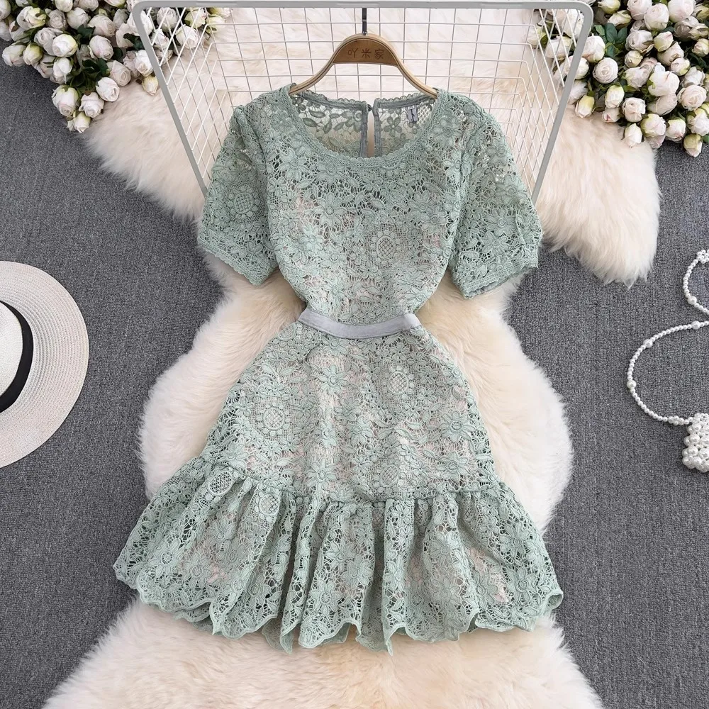 

New Green Lace Dress Women Vintage Hollow Out Short Sleeve Elegance Dresses Female O-neck High Waist Party Vestido Ladies Summer
