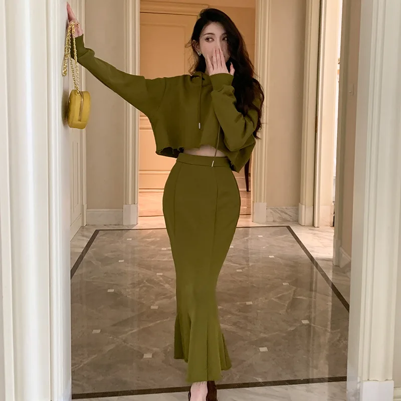 Vintage Casual Dresses Two-piece Hooded Sweatshirt and Midi Dresses Autumn and Winter New High Waist Solid Ankle Long Dresses