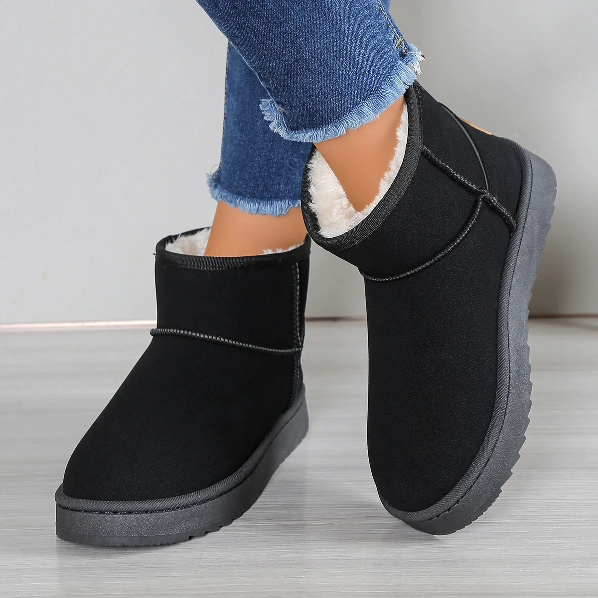 2025 Women's New Brand Flat Heel Short Barrel Snow Boots Women's Autumn/Winter Thickened plush and Warm Cotton Shoes Snow Boots