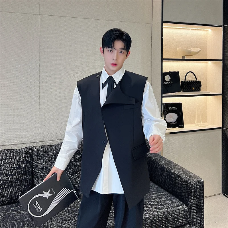 Fashion Men Vests O Neck Sleeveless Irregular Waistcoats Solid Color Streetwear Korean Style Men Casual Suit Vests