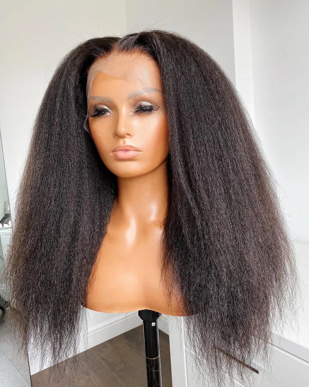 

Middle Part Preplucked Soft Yaki 180 Density Short Cut Bob Kinky Straight Natural Black Lace Front Wig For Women Babyhair Daily