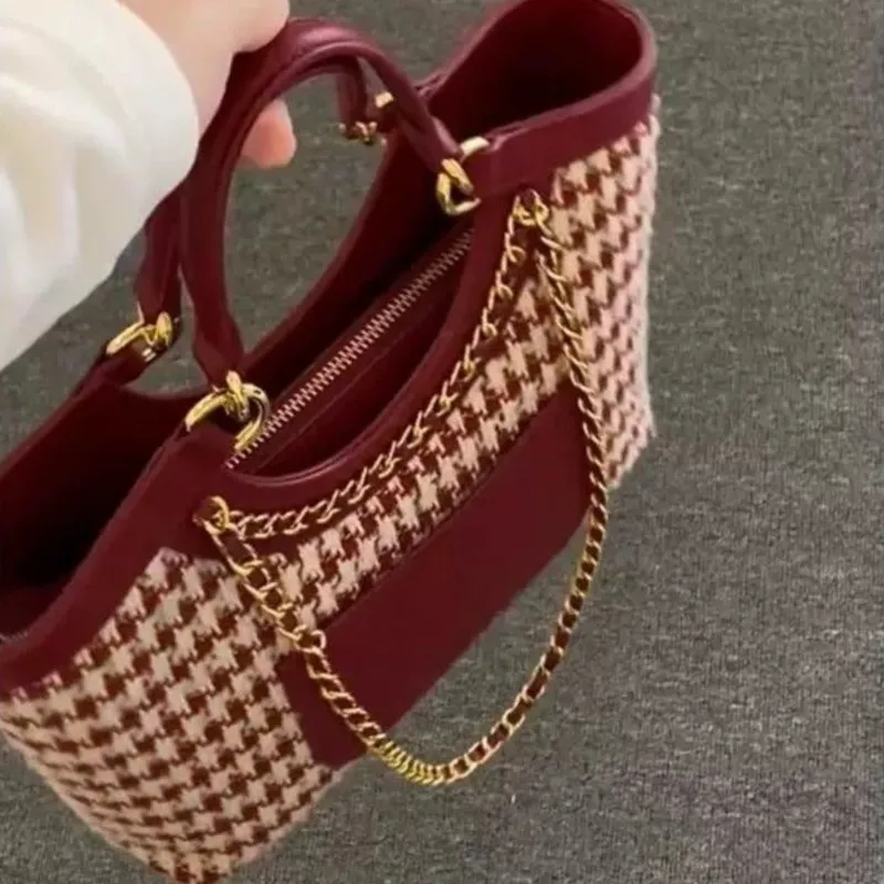 Red Chain Houndstooth Tote Bag Women Chain Patchwork Large Capacity Shoulder Bag Ladies High End Luxury Design Crossbody Bag New