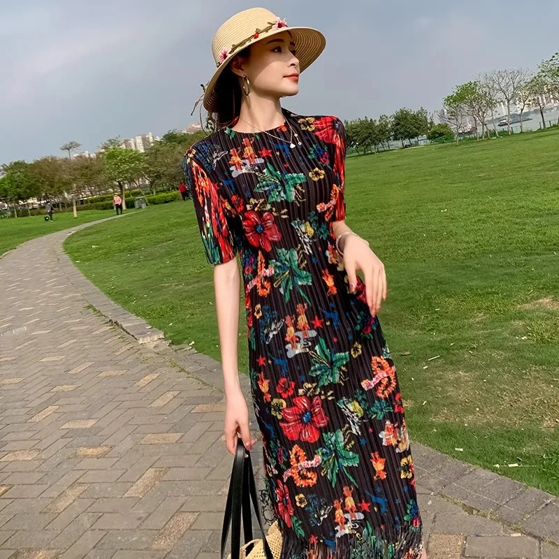 

Bohemian Holiday Flower Pleated Summer Dress Vintage Fashion Women Round Collar Short Sleeve Print Floral Tassel Slim Long Dress